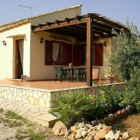 Chiara Scopello (Sicily)