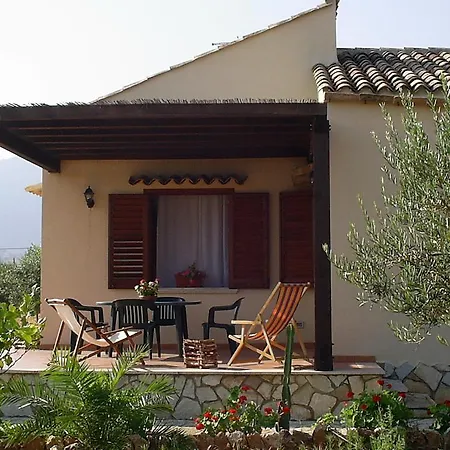 Chiara Villa